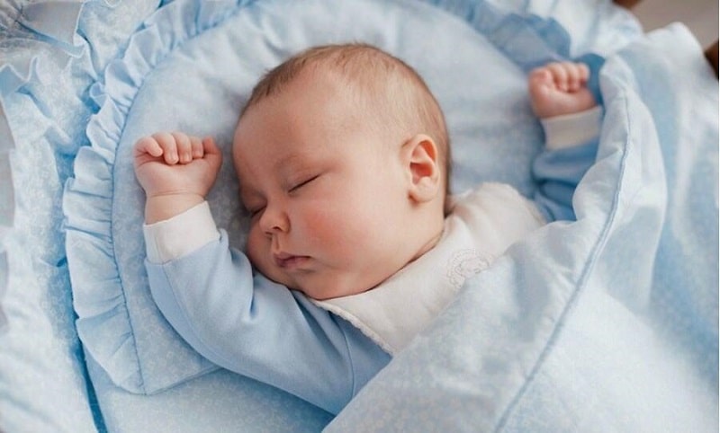 Les accessoires pour bébés indispensables pour bien dormir