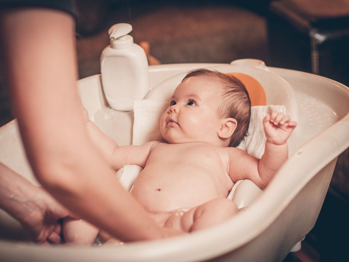 Les secrets pour choisir le meilleur transat de bain pour bébé