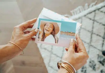 Tout savoir sur les cartes postales personnalisables