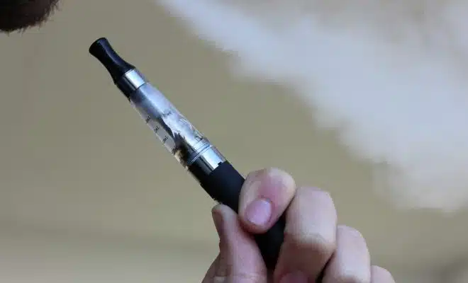 Comment les boutiques en ligne d'e-cigarette parviennent-elles à séduire leurs clients ?