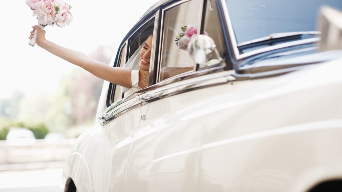 Élégance et confort : la location de voiture pour mariage à Toulouse